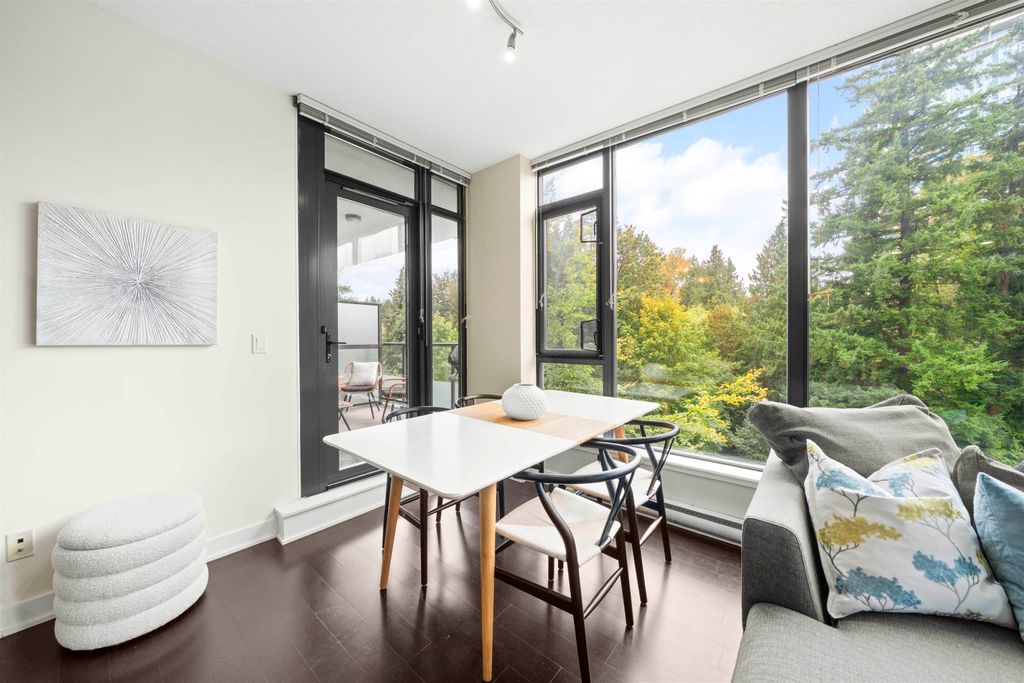 listing image 1103239669978379632