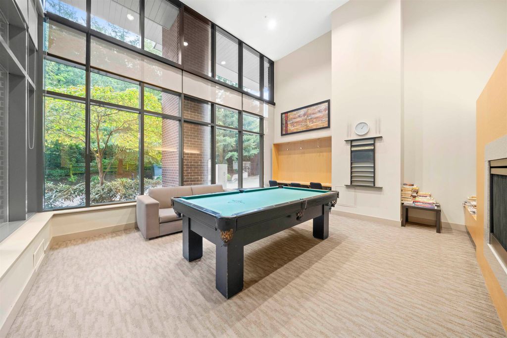 listing image 1103736624465853245