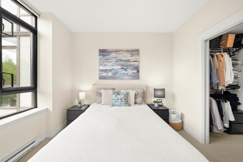 listing image 1107981688758880047