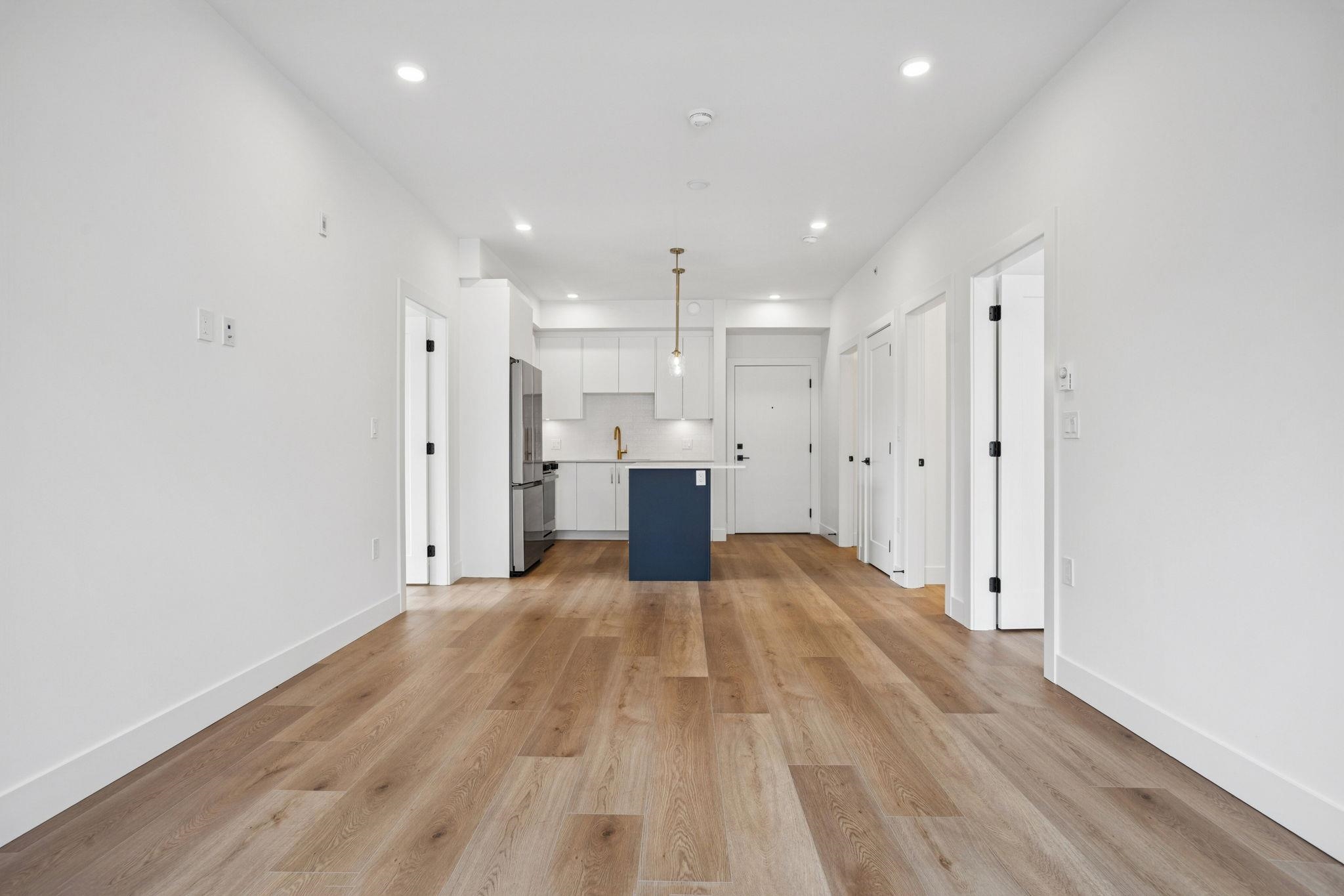 20286 72b Avenue 205