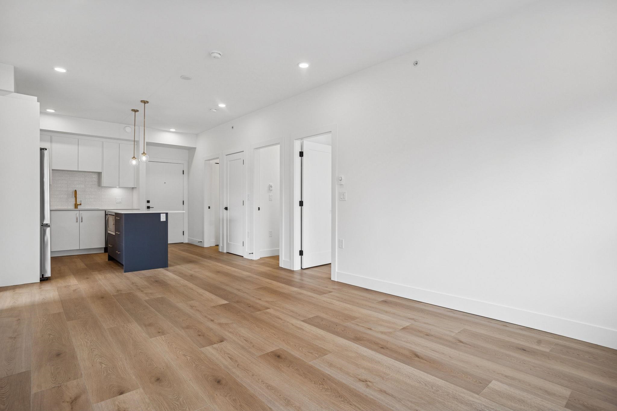 20286 72b Avenue 205