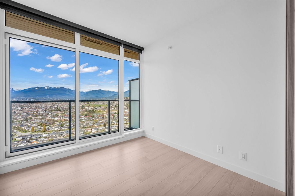 listing image 1103287848223217714