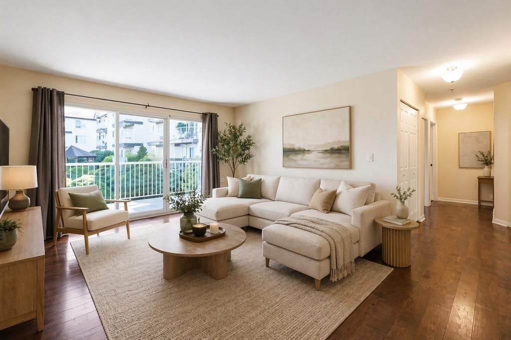 Photo of 33535 King Road #104, Abbotsford, BC V2S 6Z5 (MLS # R3158237)