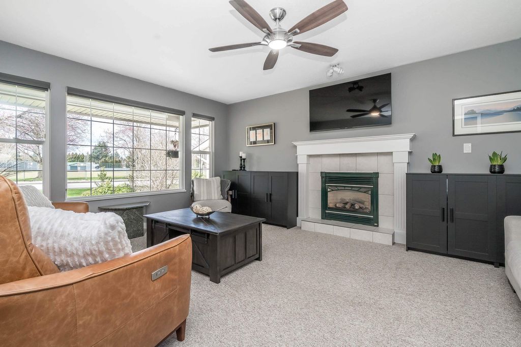 listing image 1105458821665183418