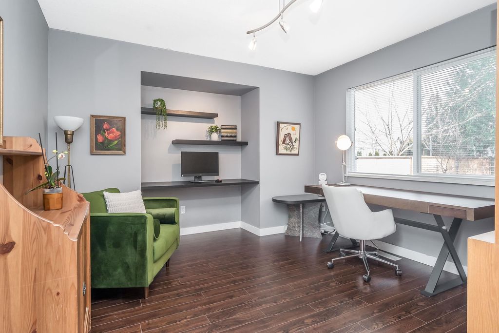 listing image 1109335753588480493