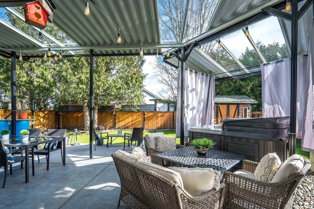 listing image 1109359180259457934