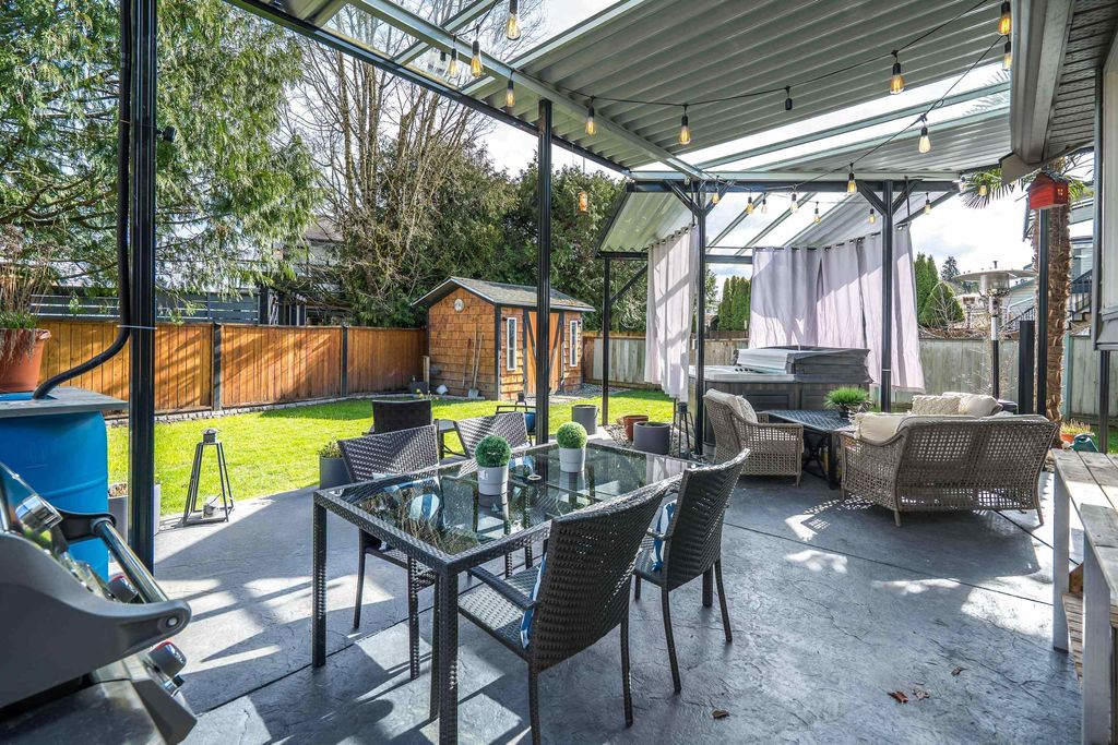 listing image 1100839725362550370