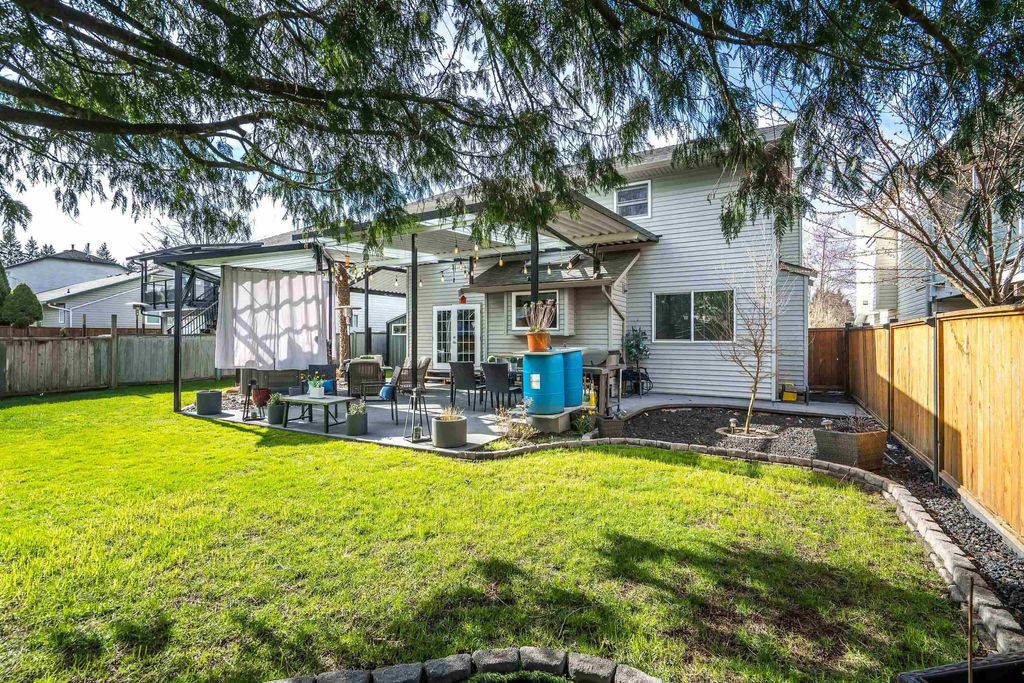 listing image 1102327169513142955