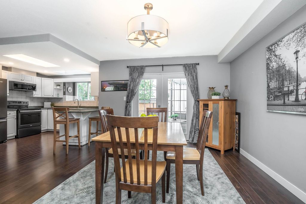 listing image 1104083686778853130