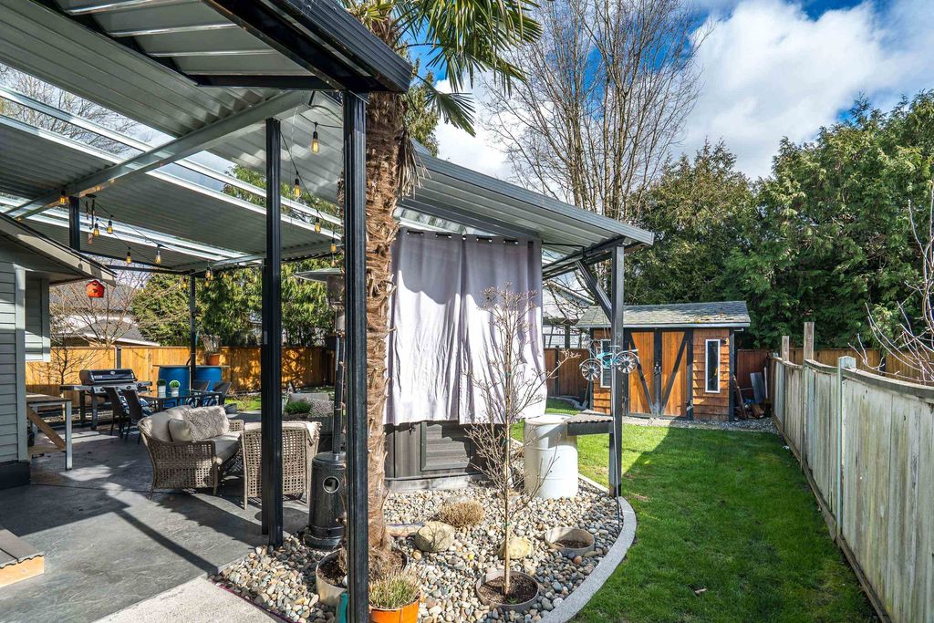 listing image 1105364805577283200