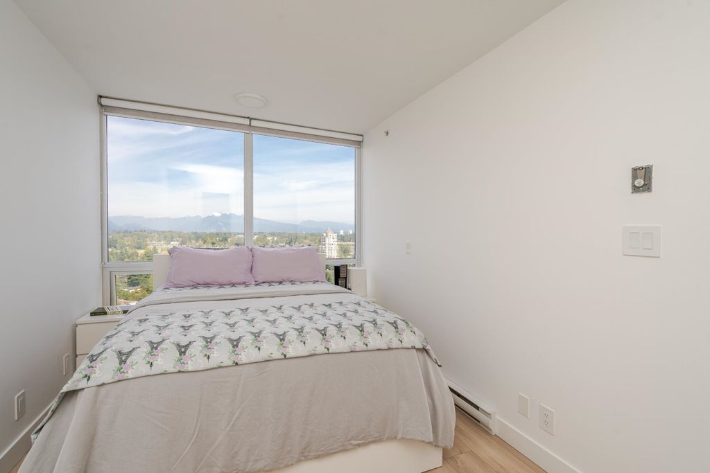 listing image 1109835972417467605