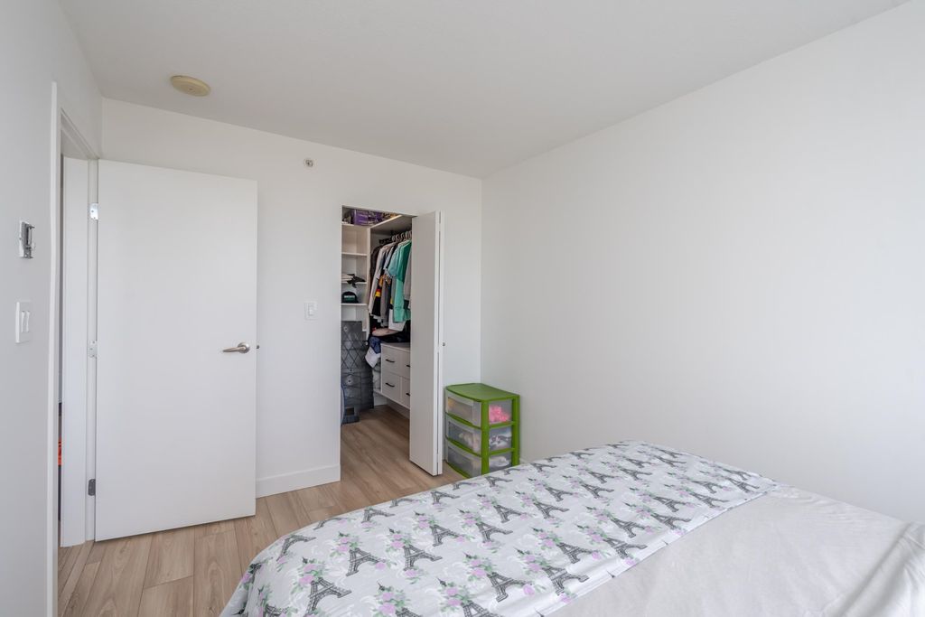 listing image 1107252692237842451