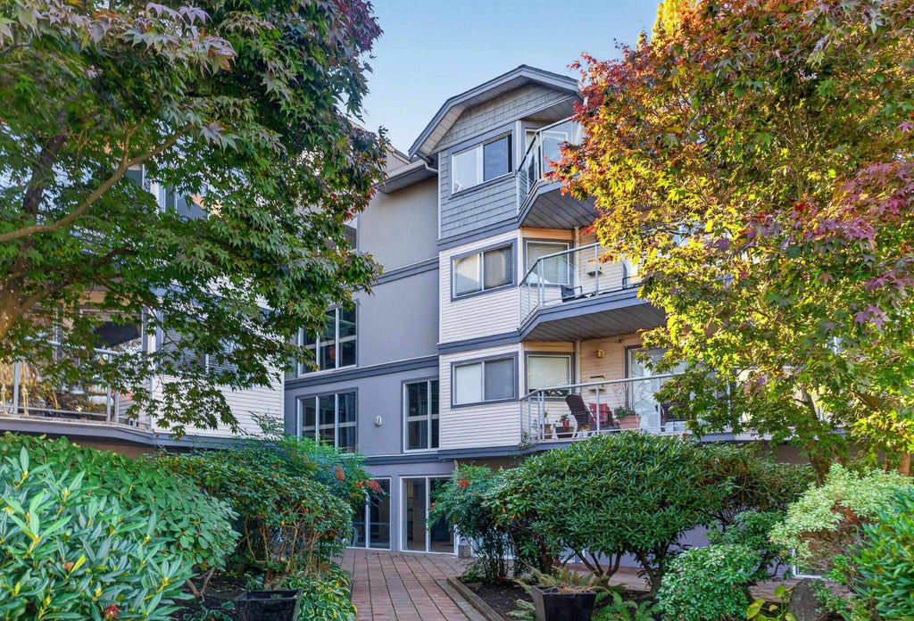 Photo of 5419 201a Street #209, Langley, BC V3A 1S7 (MLS # R3177679)
