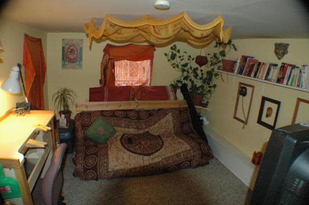 listing image 1101877103334980120