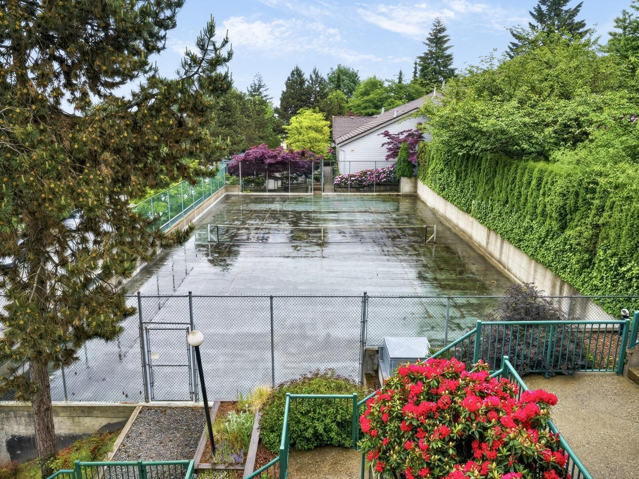 121 Shoreline Circle 312