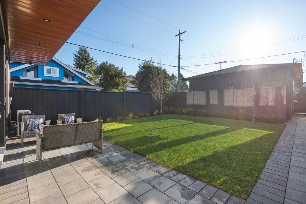 listing image 1108609640060789997