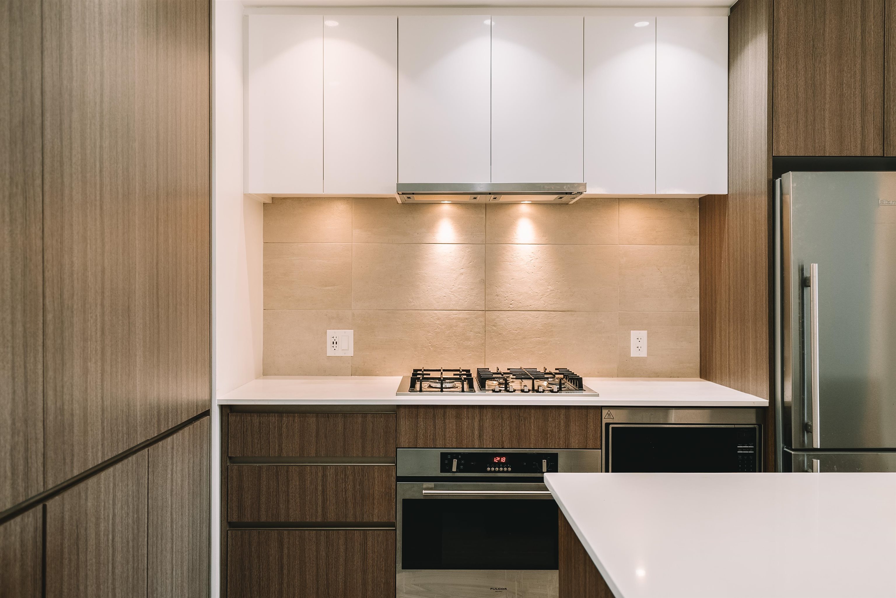 516 Foster Avenue 402