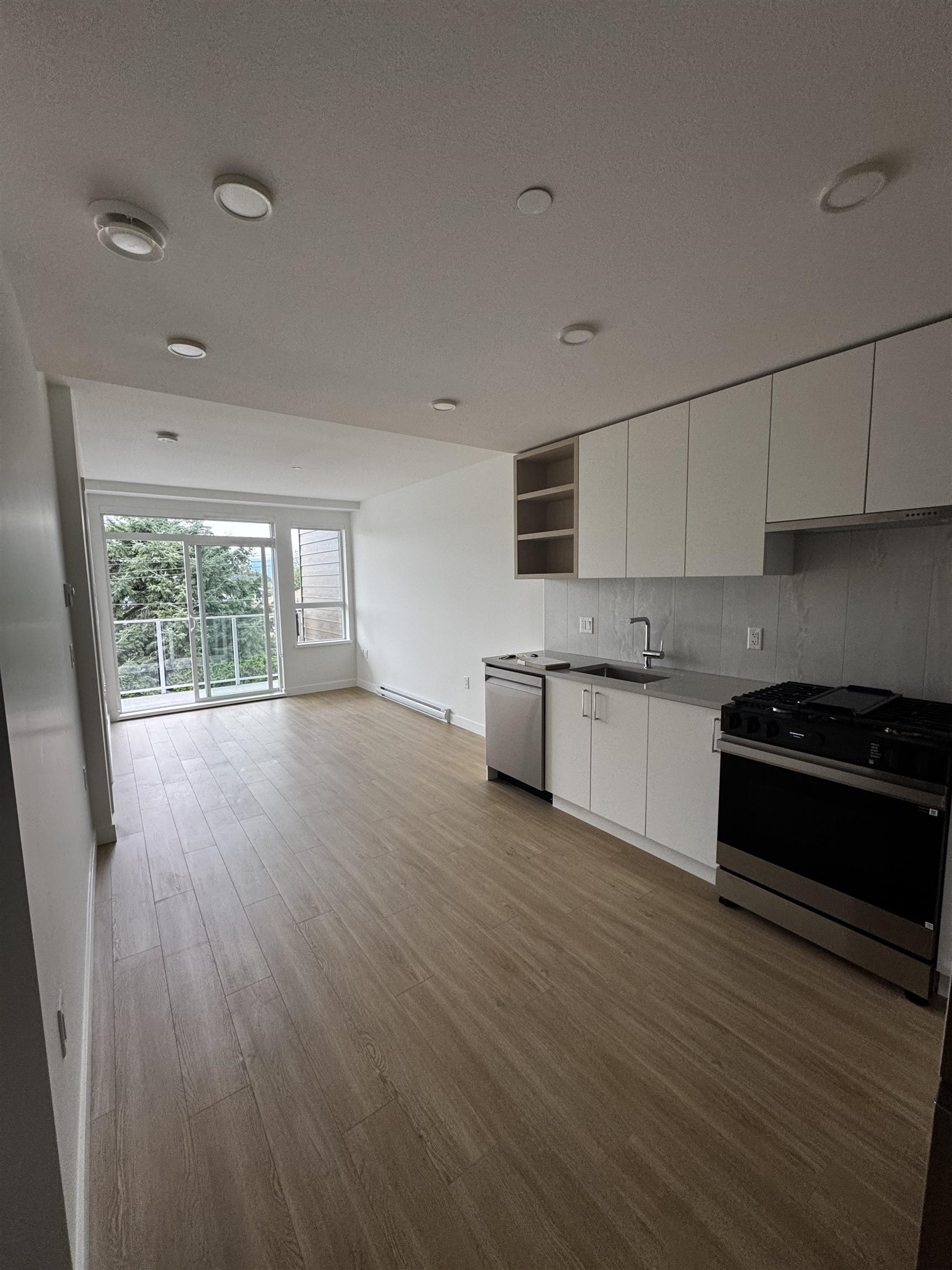 723 Grover Avenue 307