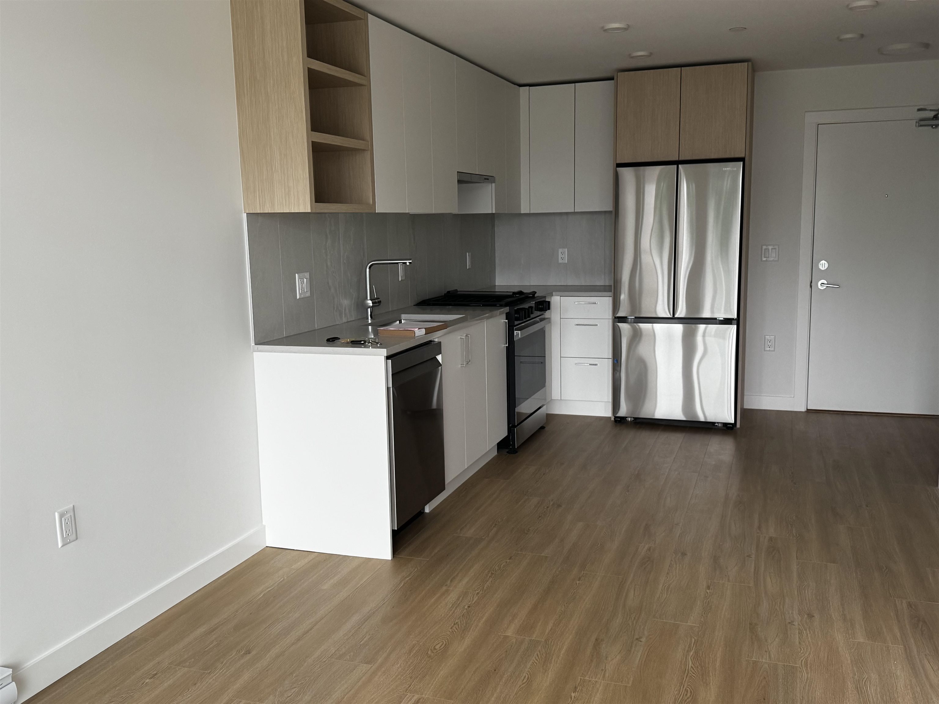 723 Grover Avenue 307