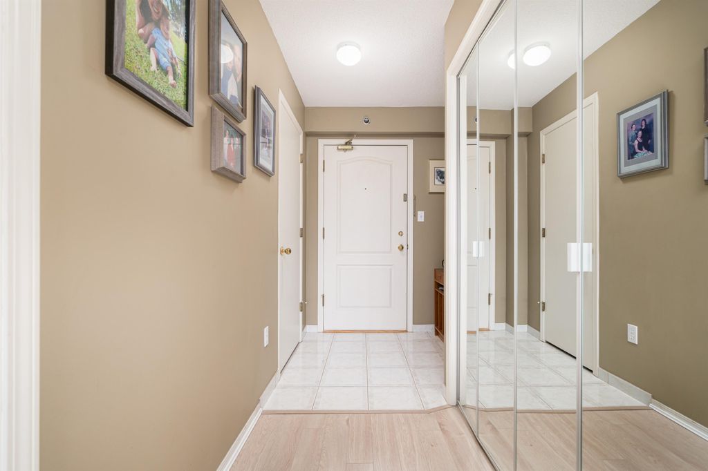 listing image 1102954918418729849