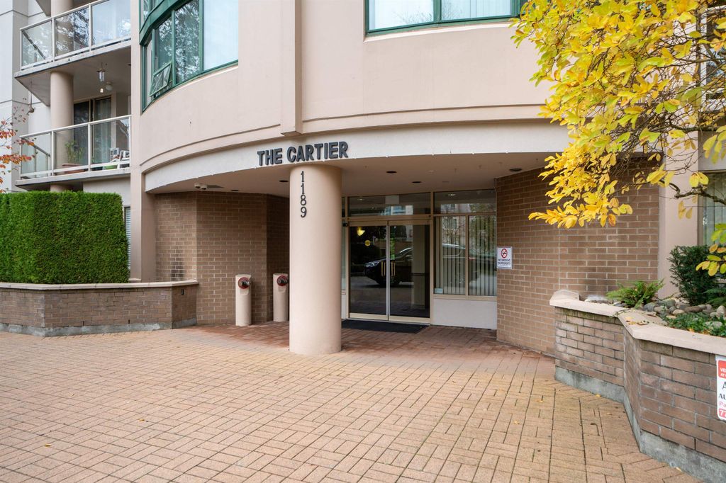 listing image 1108681982359597360