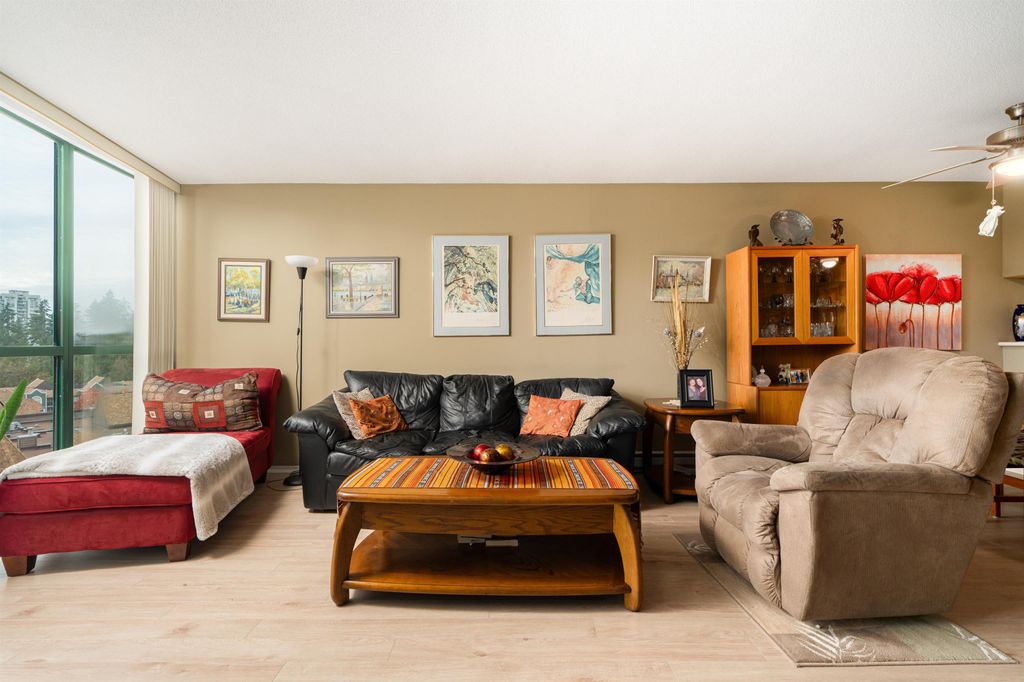 listing image 1108424807512857543