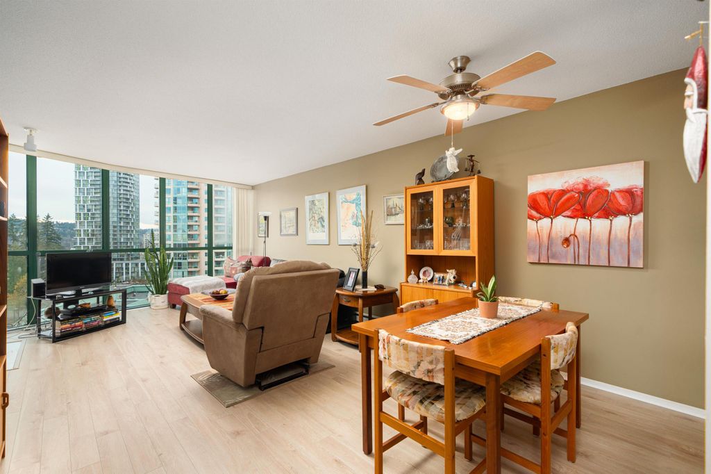 listing image 1104754901746006862