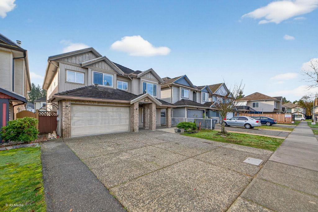 Photo of 14170 65 Avenue, Surrey, BC V3W 1N1 (MLS # R3080139)