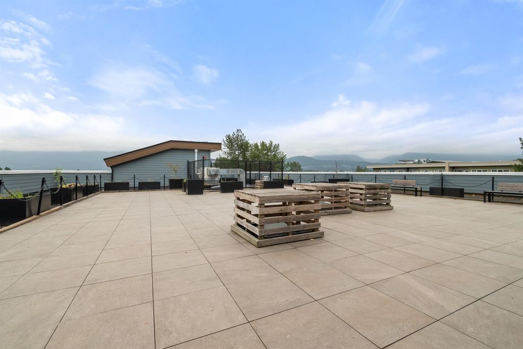 listing image 1100274369411039540