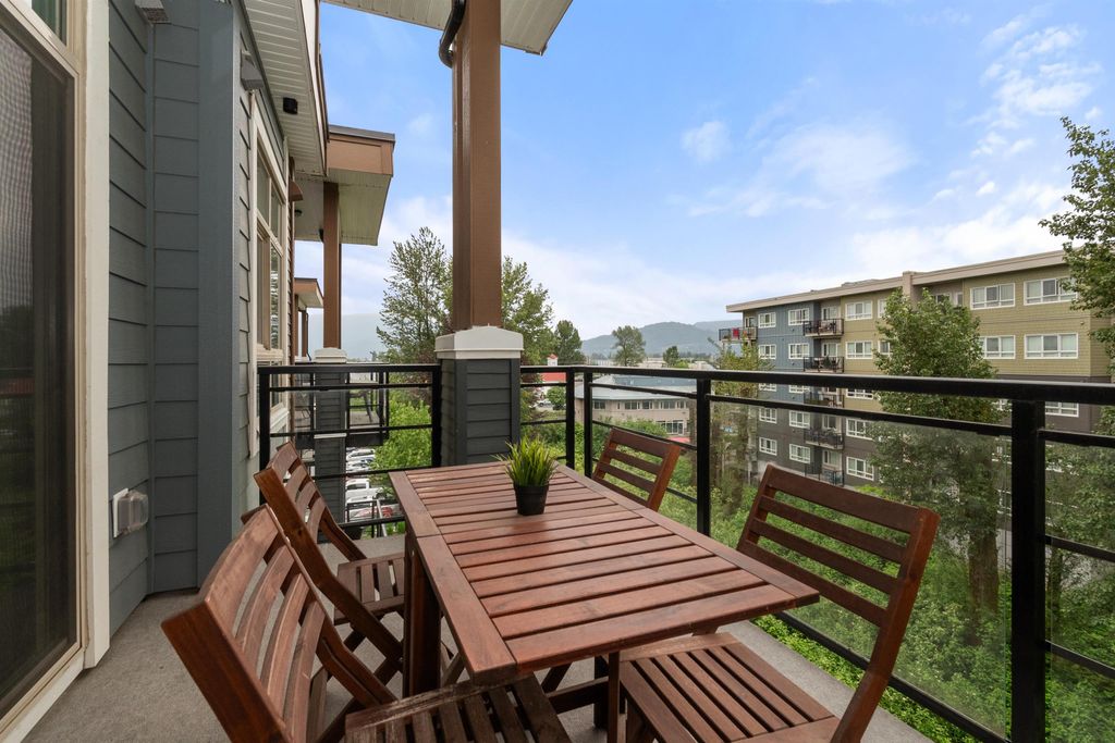 listing image 1109903634189365344