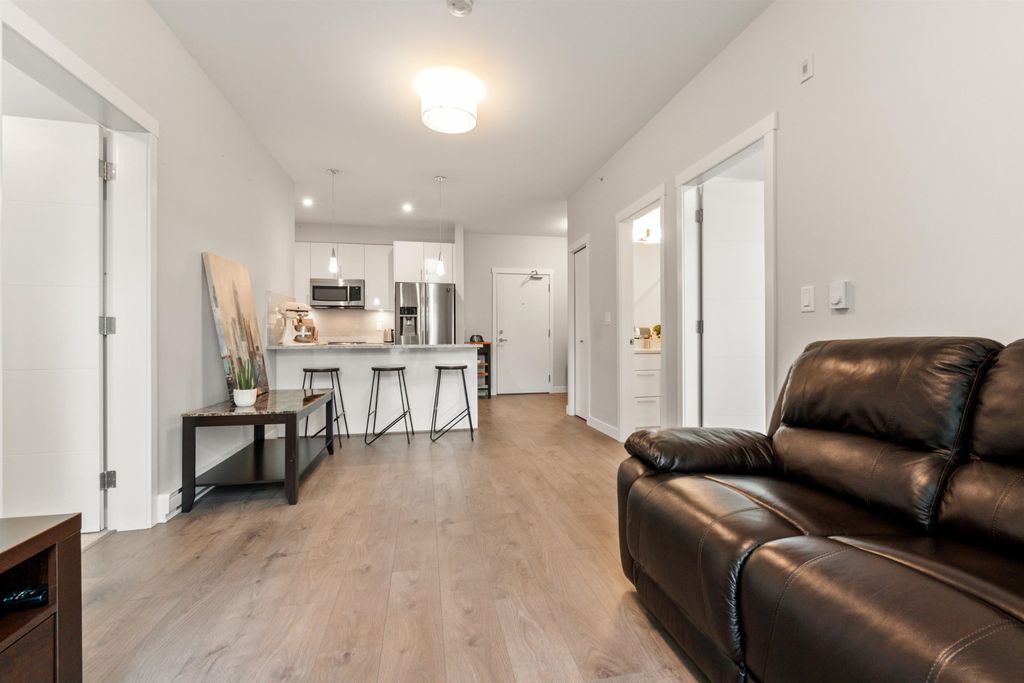 listing image 1108575217627015321