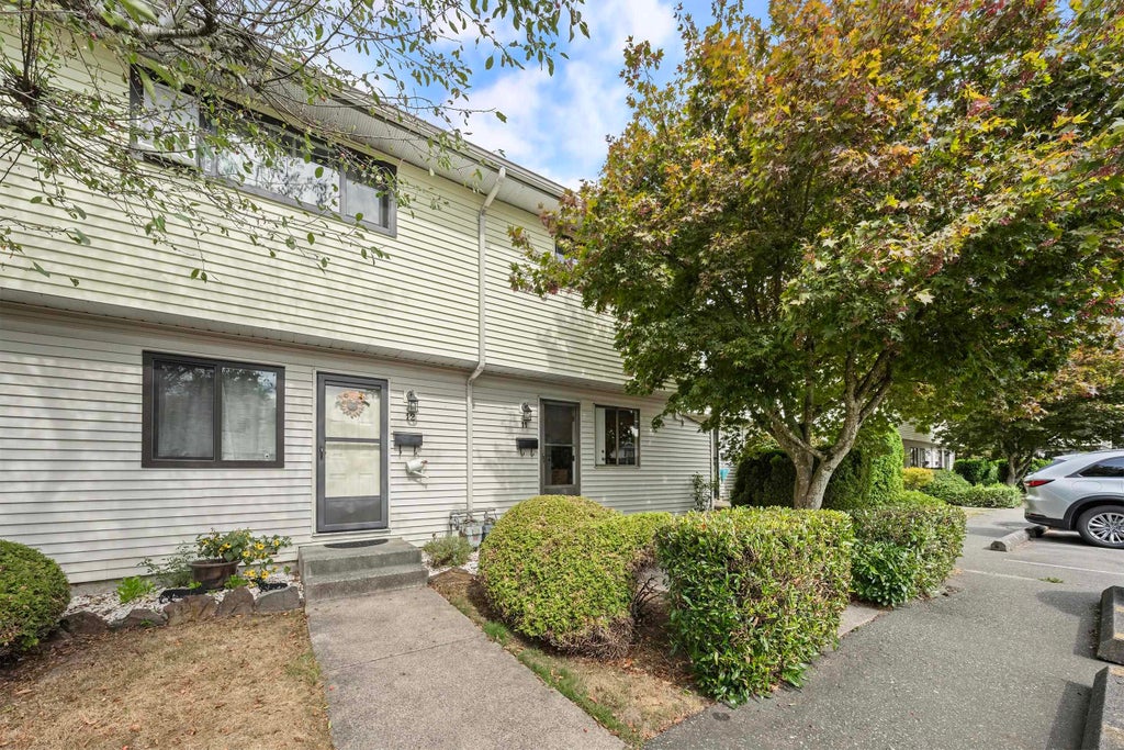 Photo of 5351 200 Street #11, Langley, BC V3A 1M2 (MLS # R3158737)