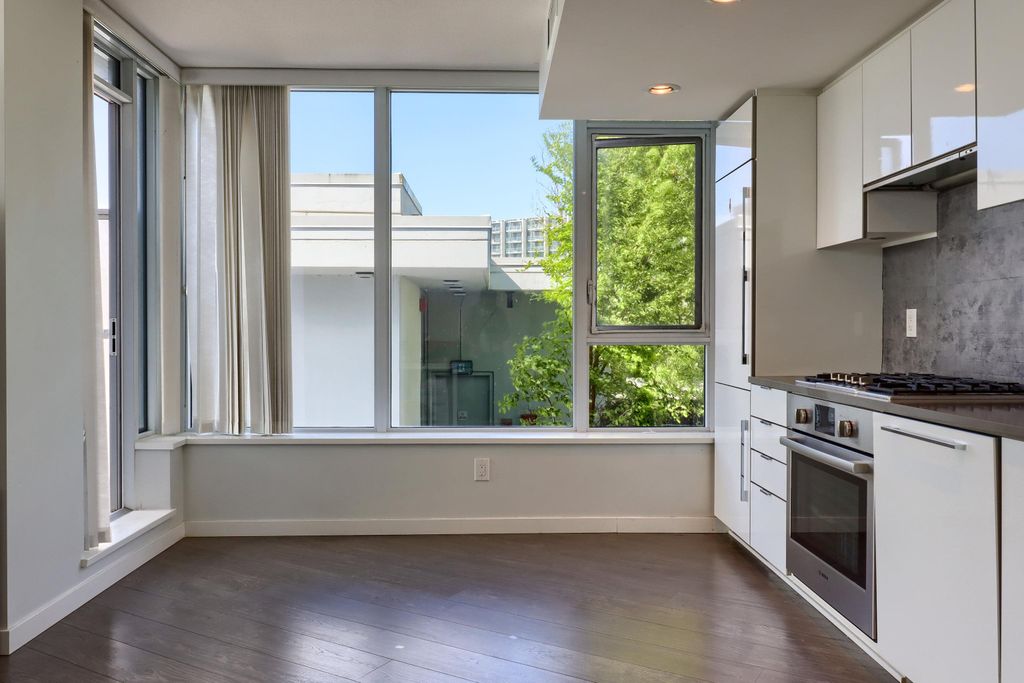 listing image 1107091265756636119