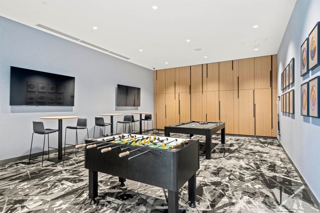 listing image 1105143806224627655