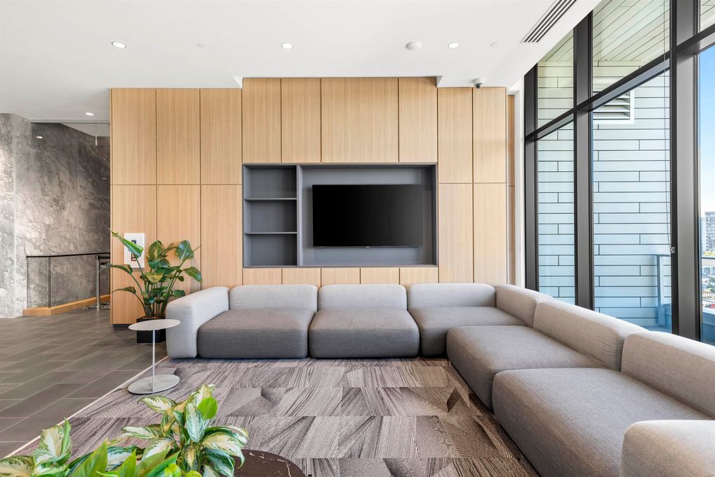 listing image 1100638950114451050