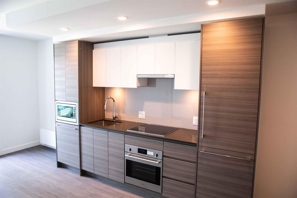 listing image 1100774966092632850