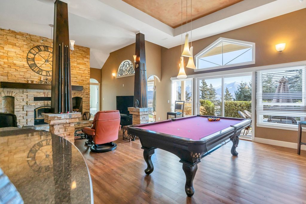 listing image 1102234511608872902