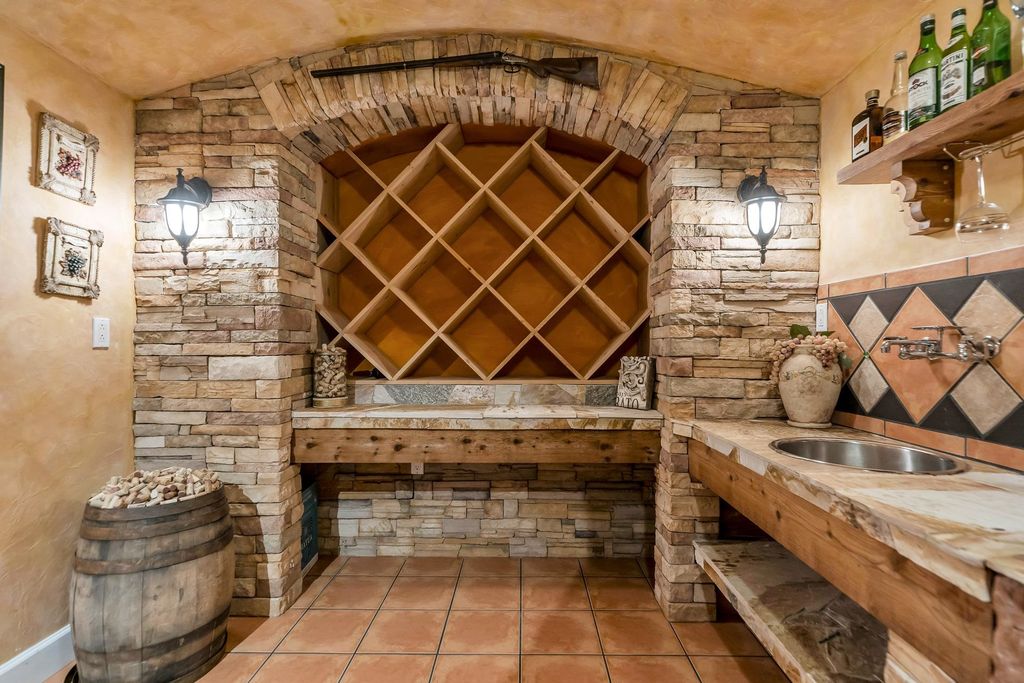 listing image 1100306933831783235