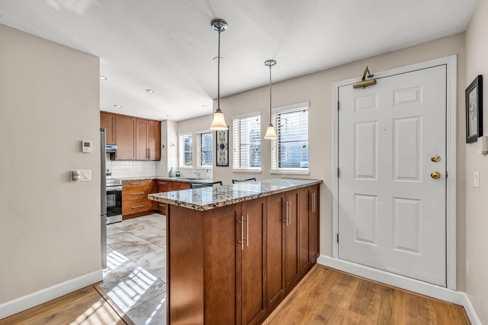 245 W 15th Street 103