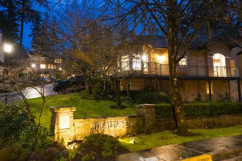 1102 Strathaven Drive North Vancouver BC V7H 2Z6