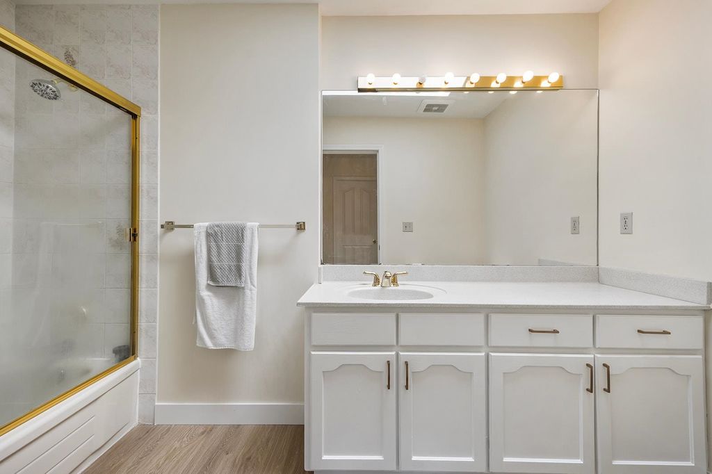 listing image 1109967820902350005