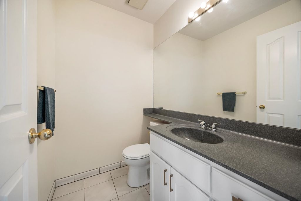 listing image 1106542679007216628