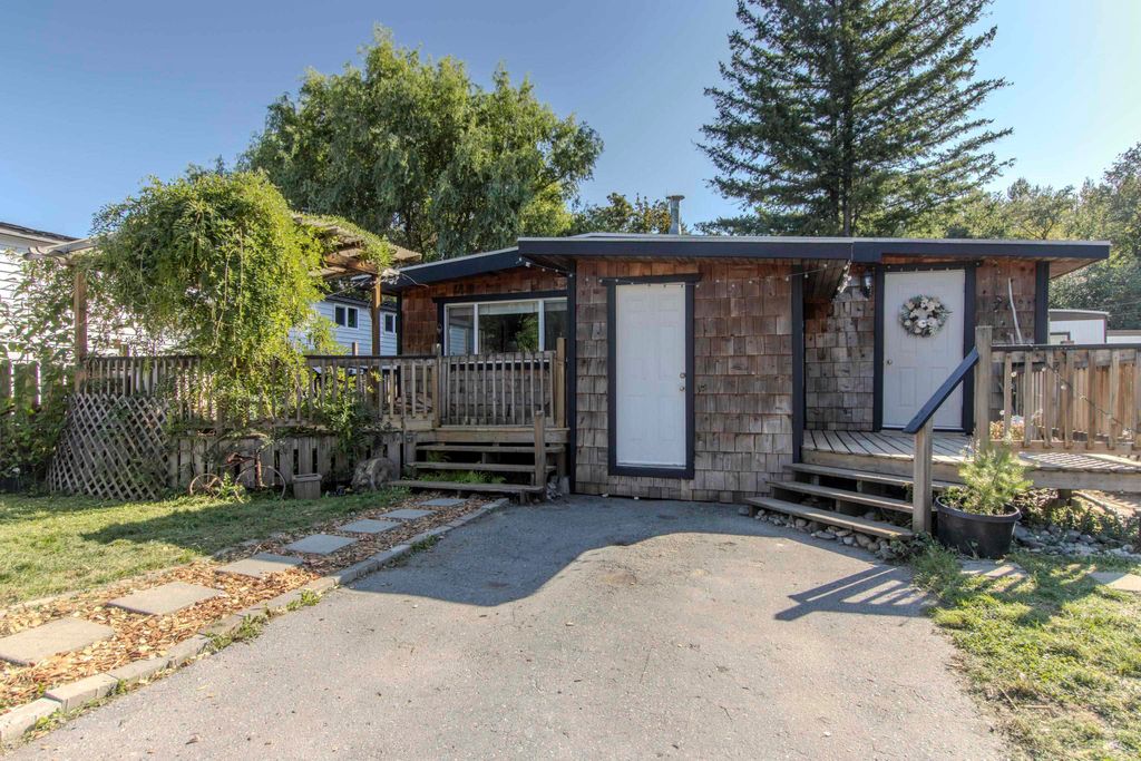 listing image 1104416331638400532