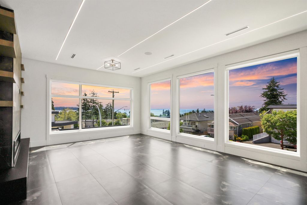 listing image 1104092854090467471
