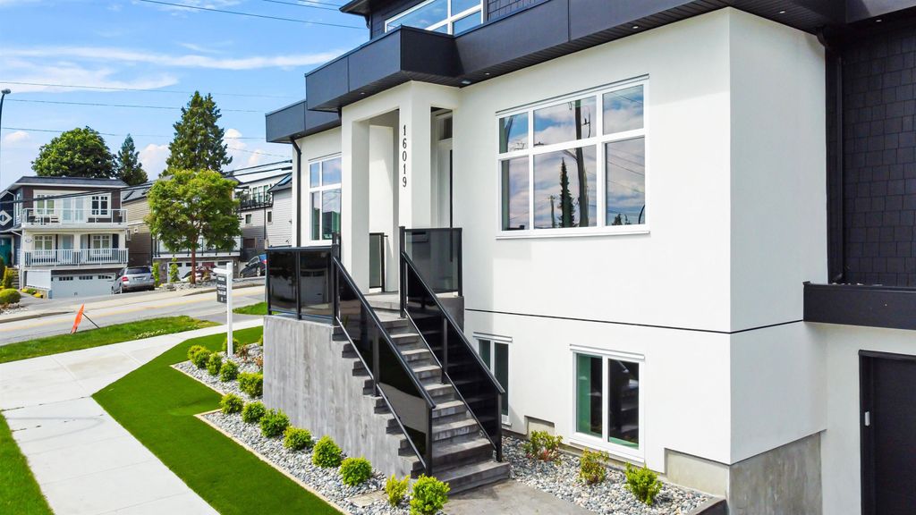 listing image 1106436679405821527