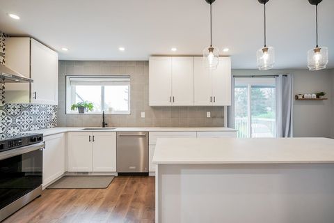 1355 Citadel Drive 43 Port Coquitlam BC V3C 5X6