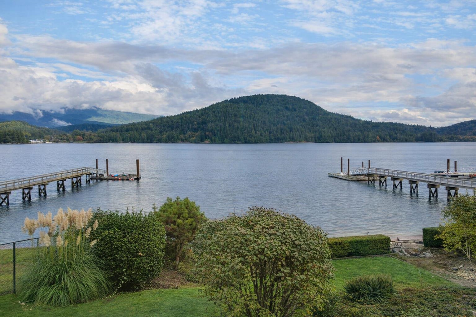 450 Beachview Drive