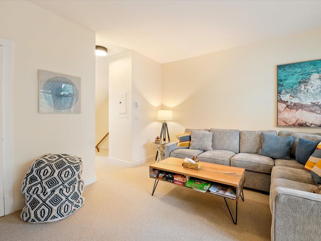 listing image 1100549434318233537