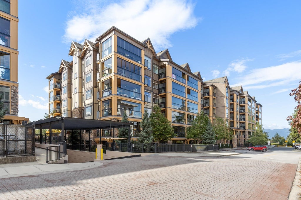 Photo of 8157 207 Street #129, Langley, BC V2Y 0V3 (MLS # R3165809)