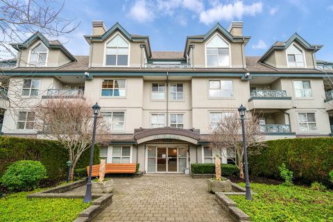 15325 17 Avenue 302 Surrey BC V4A 1T8